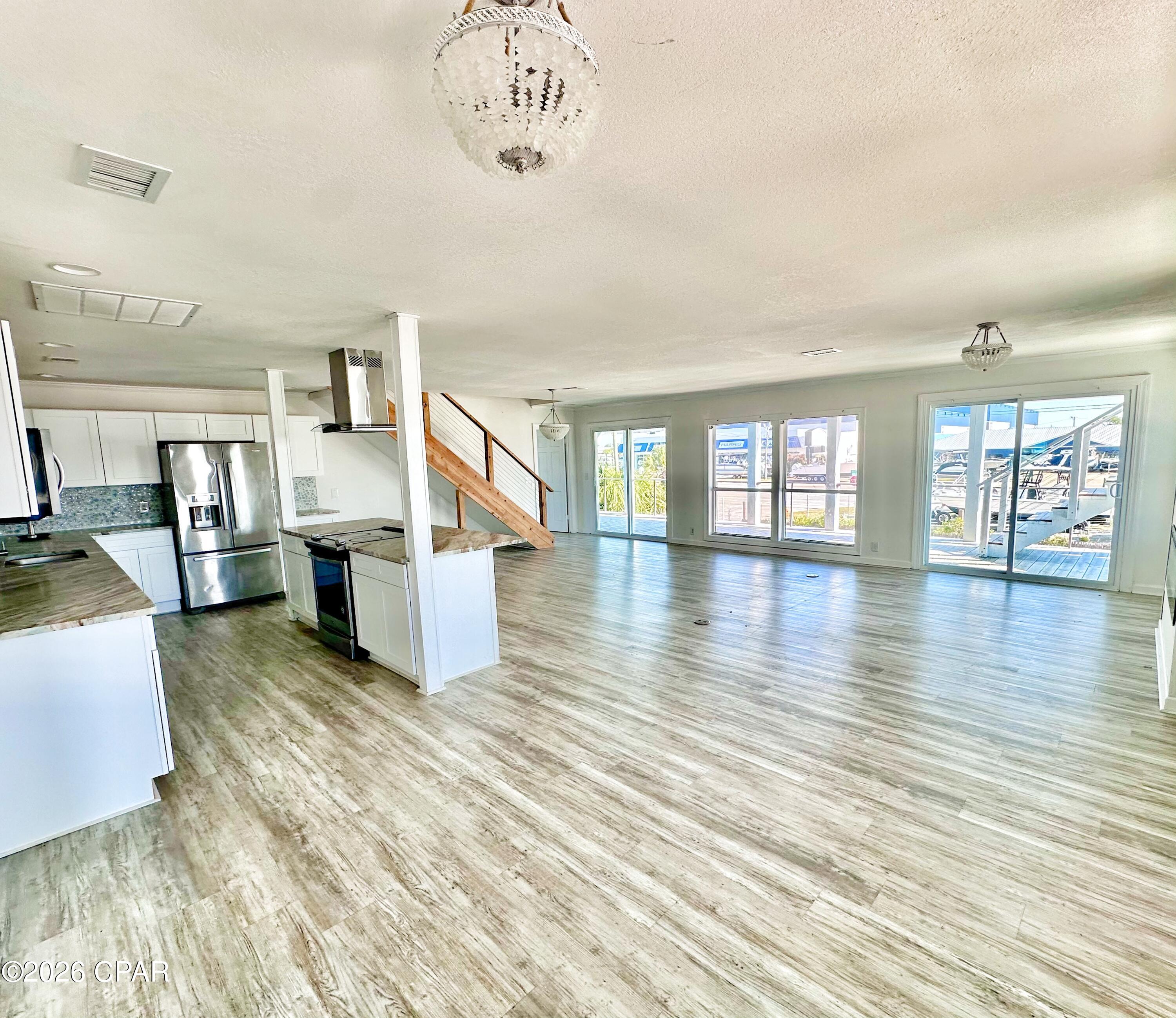 Image 2 For 3820 Treasure Circle