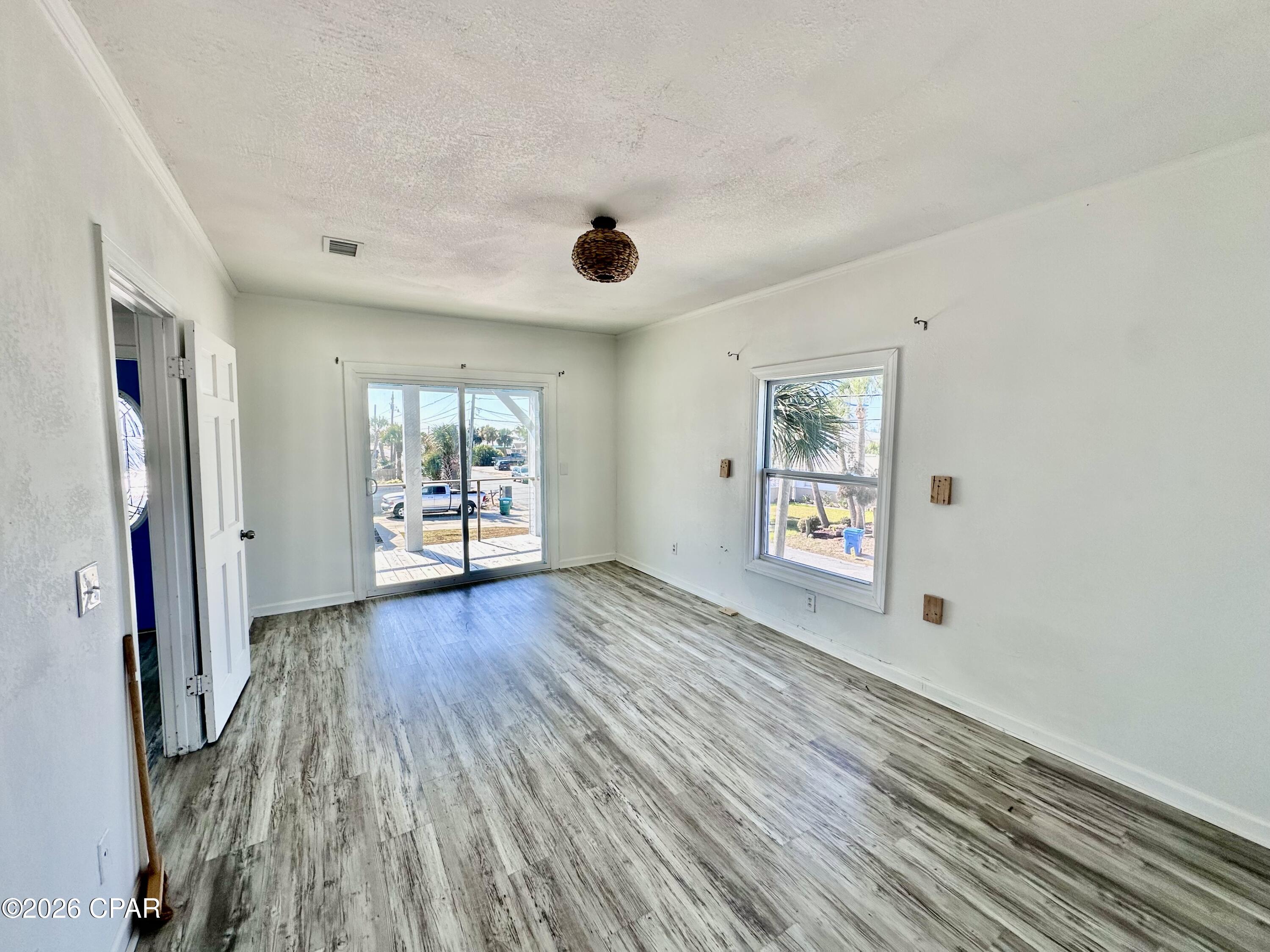 Image 8 For 3820 Treasure Circle