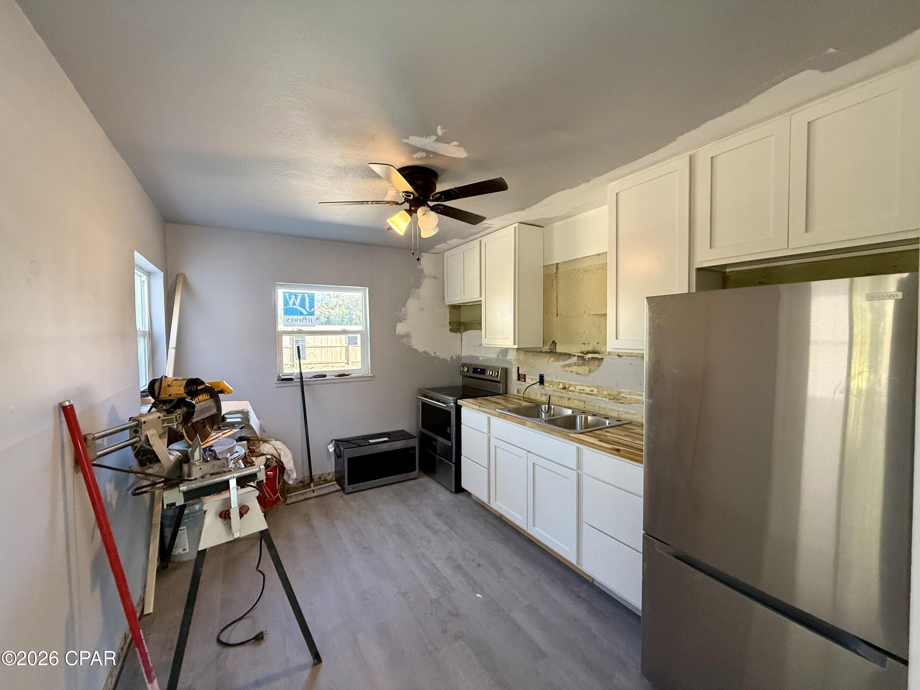 Image 10 For 704 Cactus Avenue