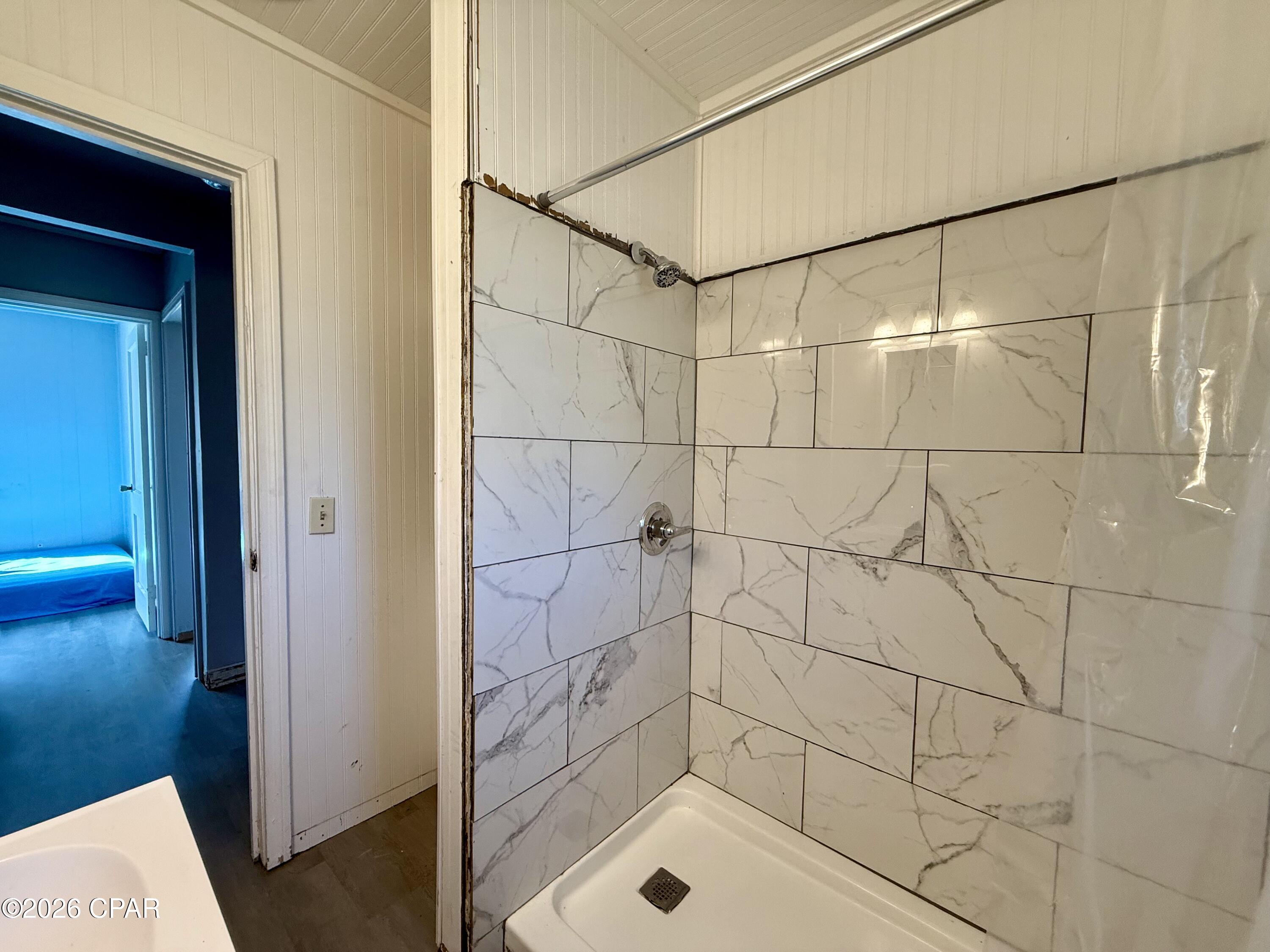 Image 18 For 704 Cactus Avenue