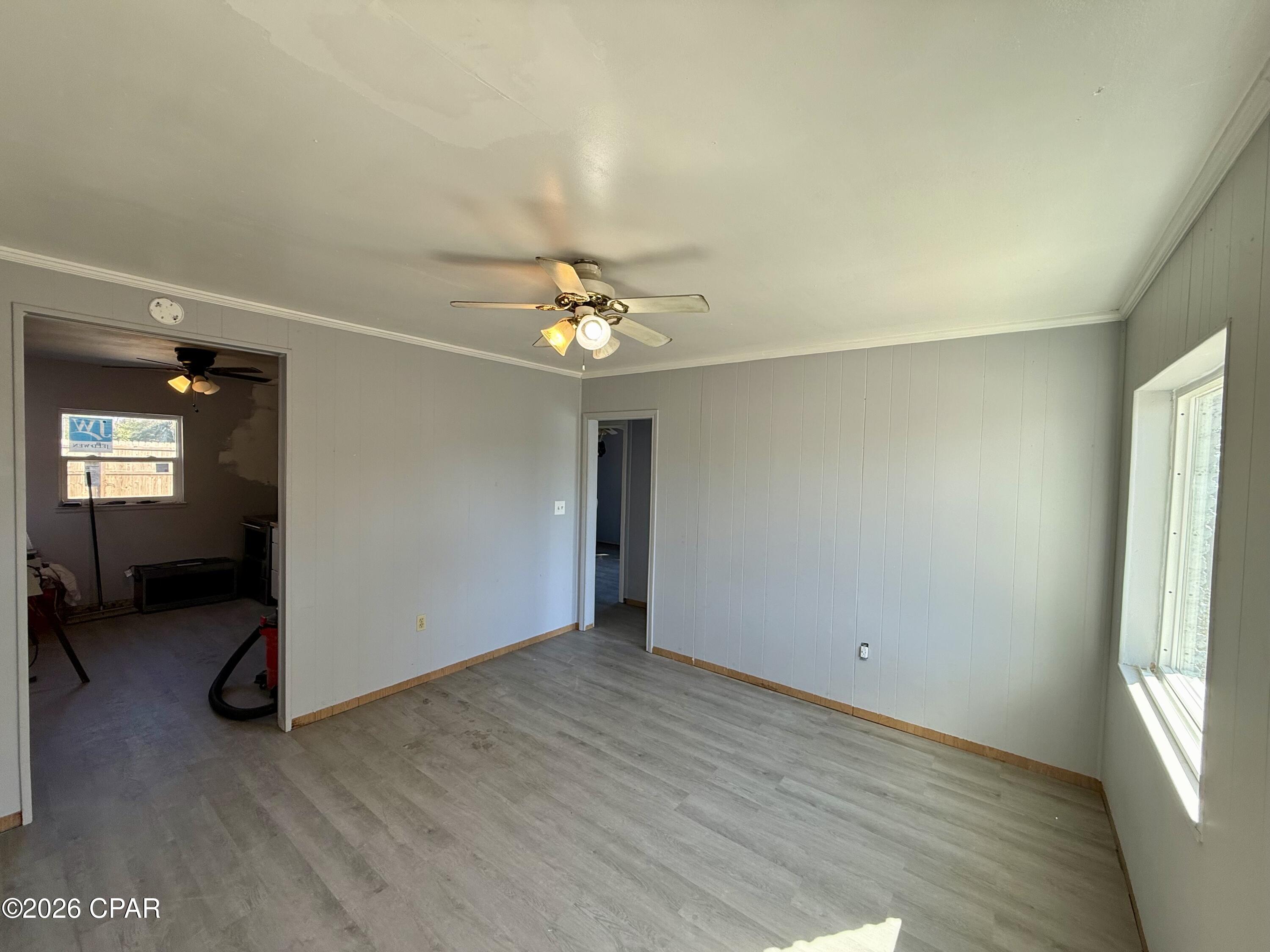 Image 7 For 704 Cactus Avenue