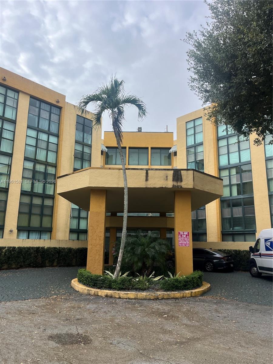 International Park Condo