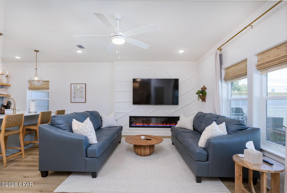 Image 14 For 328 Derondo Street