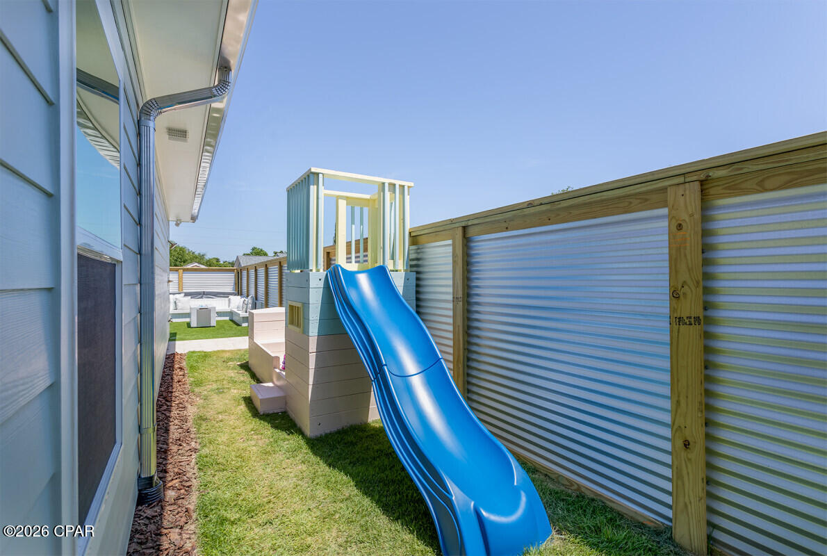 Image 44 For 328 Derondo Street