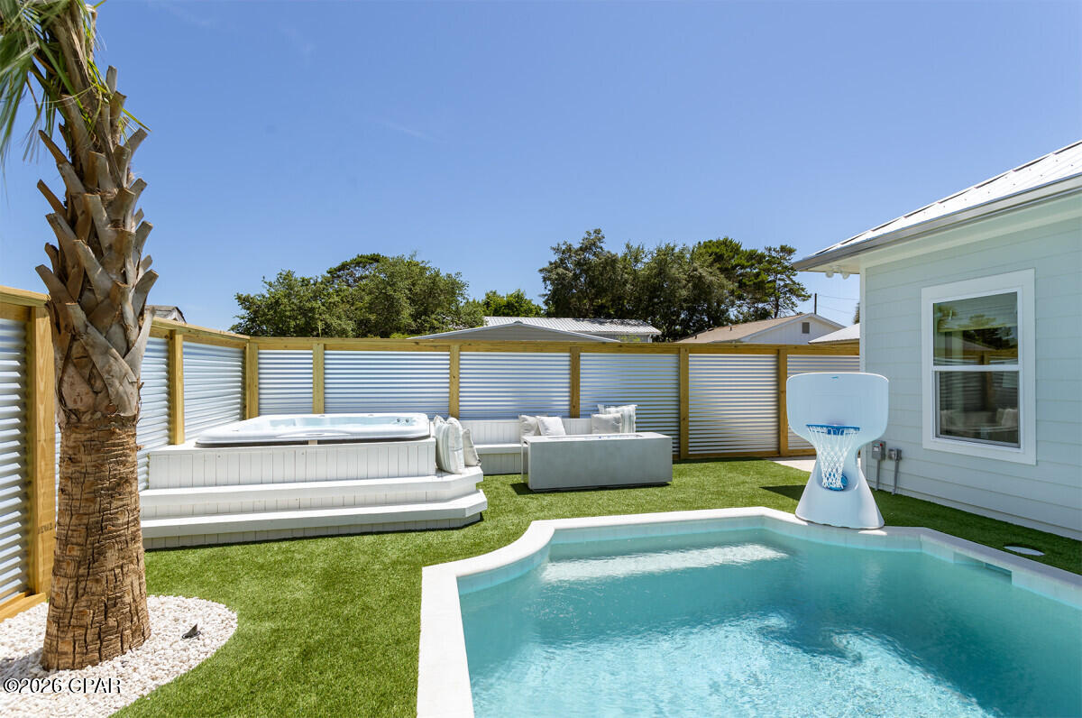 Image 8 For 328 Derondo Street