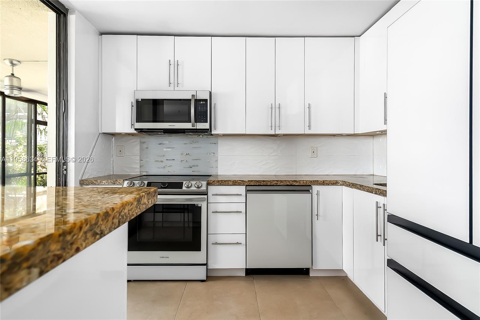 Cedar Glenn Condo Apts Ea