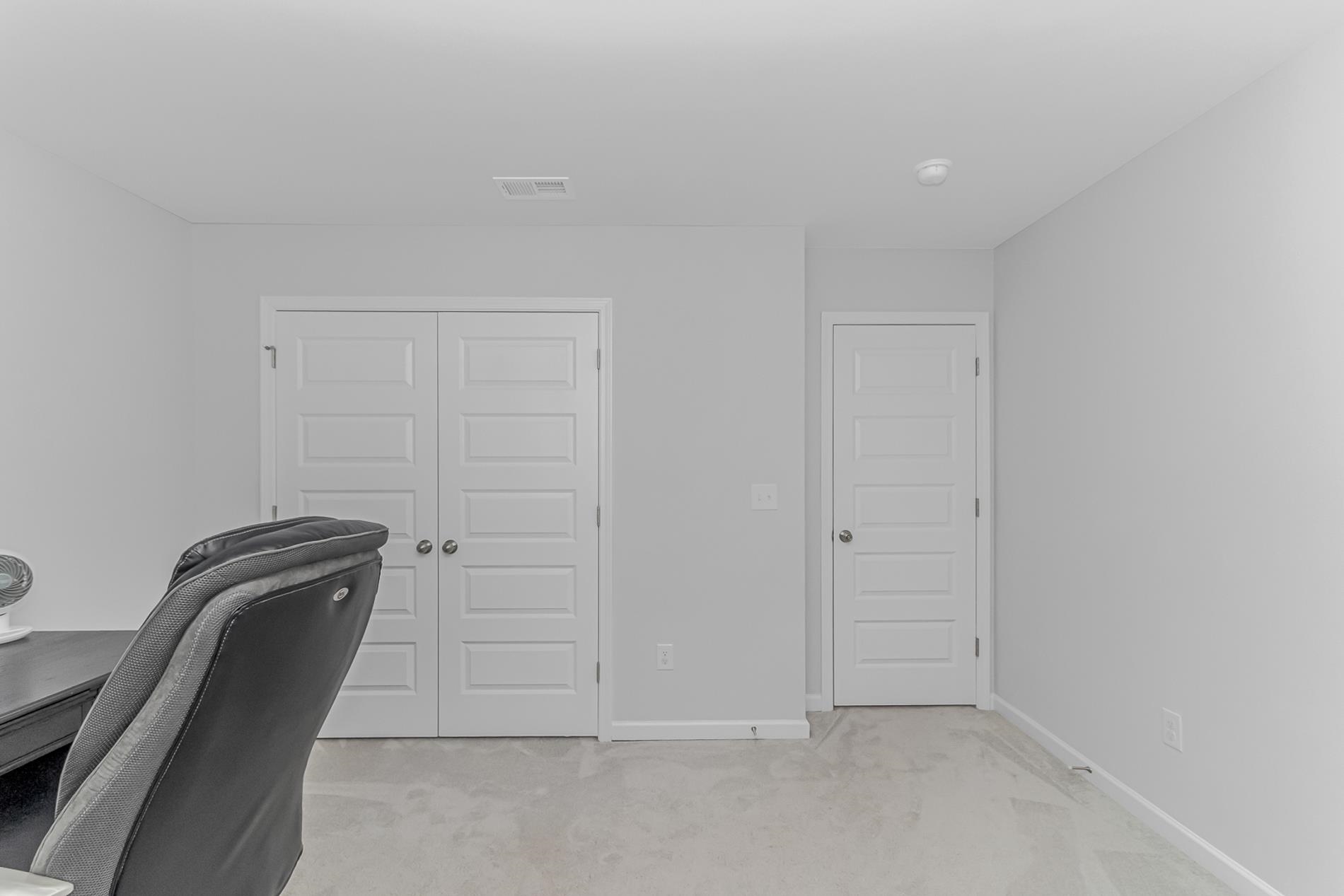 2603437 | Photo 24