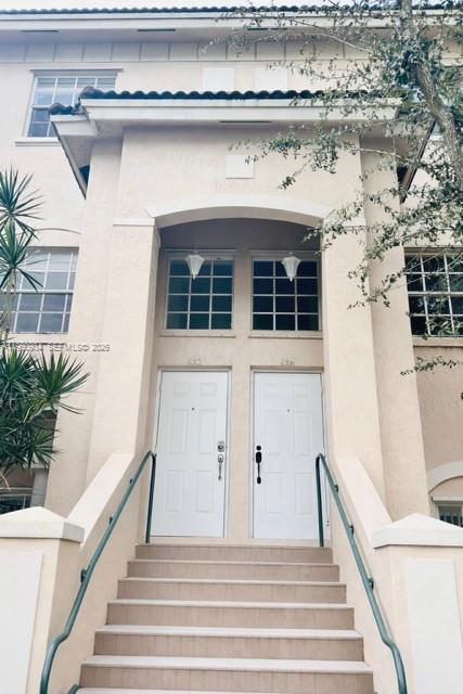 Las Brisas At Doral Condo