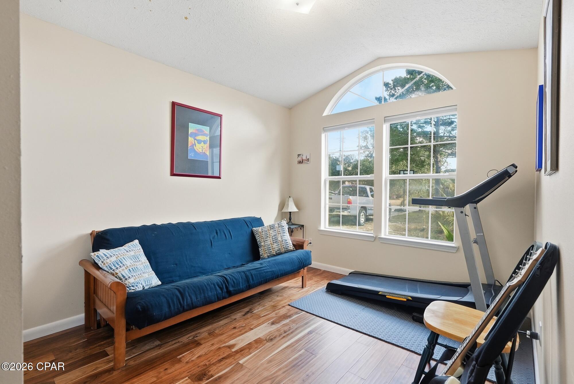 Listing photo id 14 for 623 Gulf View Drive