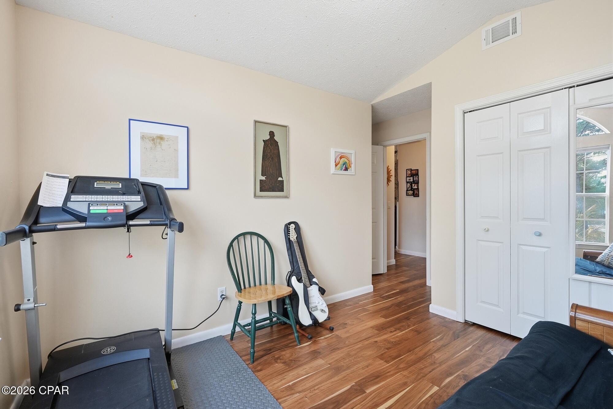 Listing photo id 15 for 623 Gulf View Drive