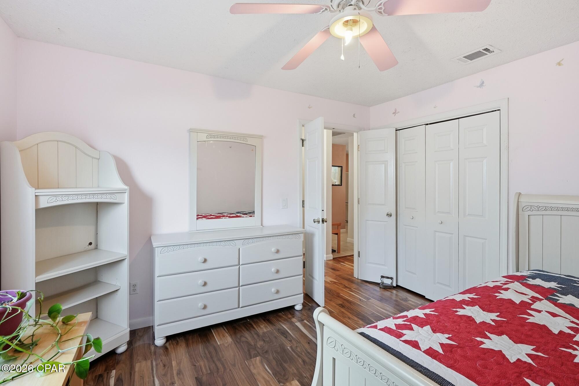 Listing photo id 17 for 623 Gulf View Drive