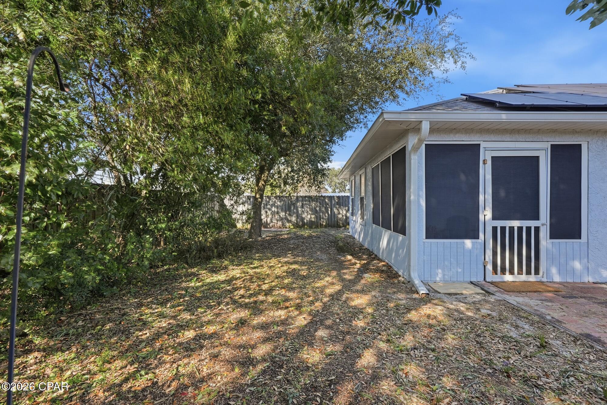 Listing photo id 27 for 623 Gulf View Drive