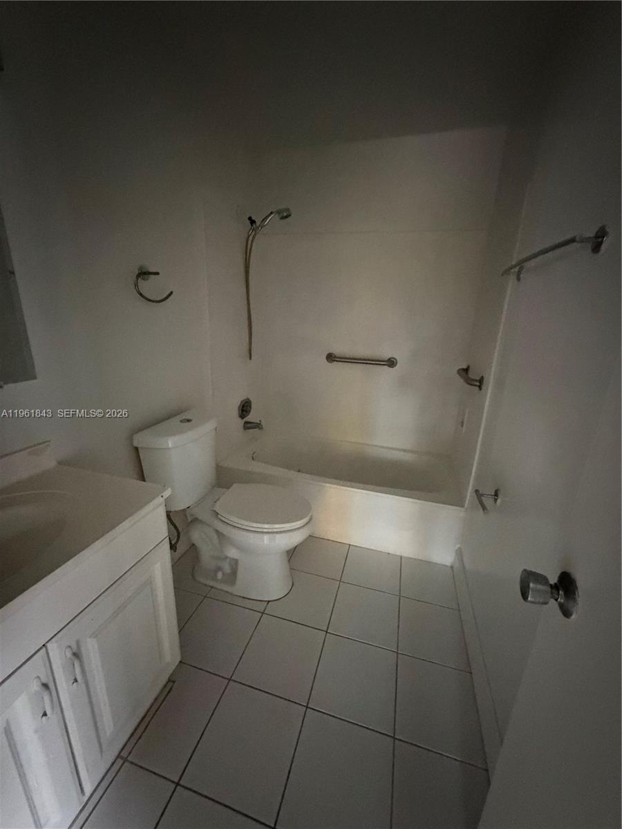 Property photo # 8