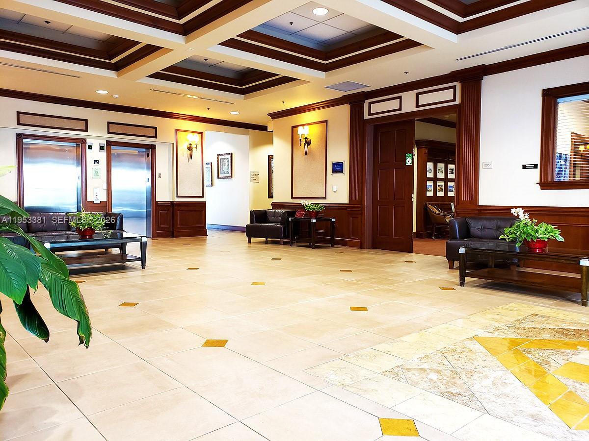 Da Vinci On Douglas Condo