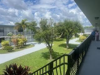 Ludlam Gardens Condo