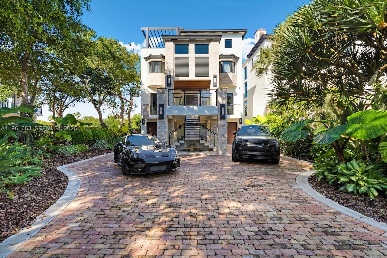 Paradise Point 1St Amendm