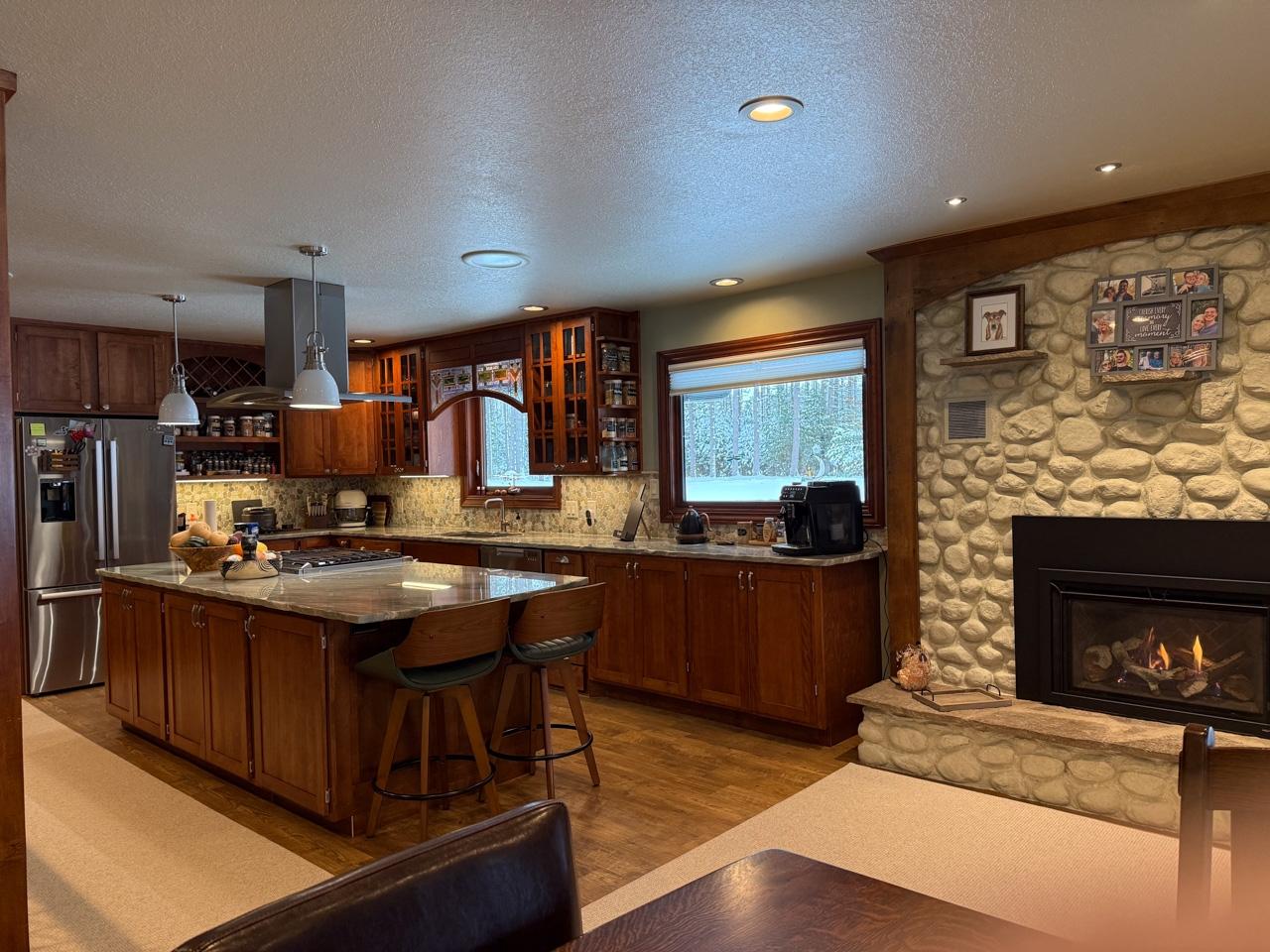 Shishebogama Lake Property 8909 Minch Dr W Photo 4