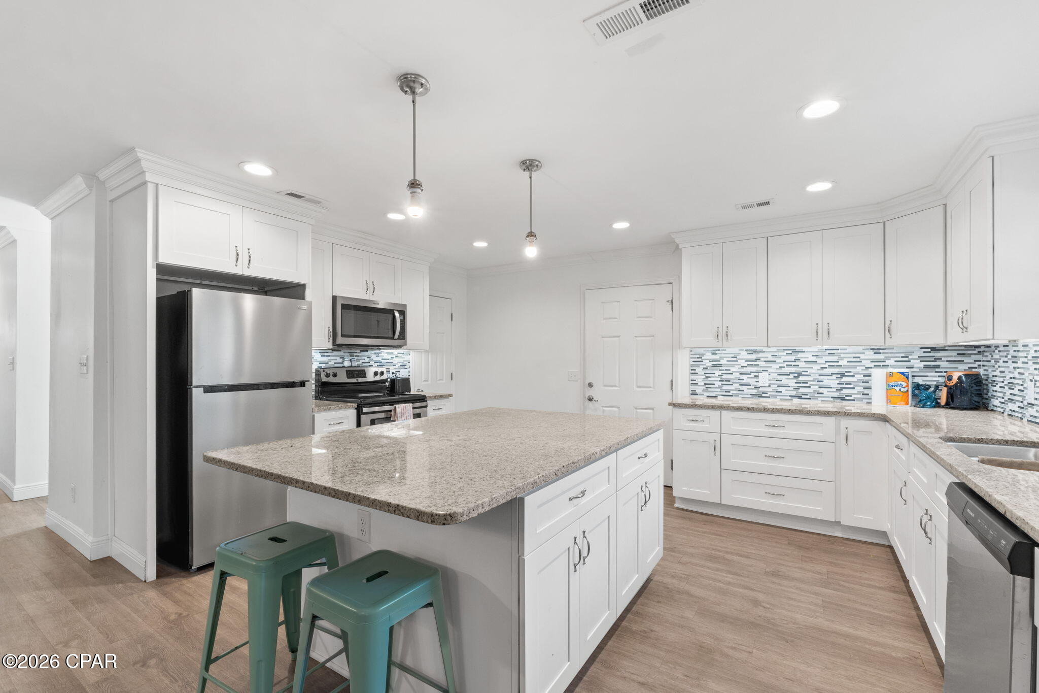 Image 5 For 101 Villa Court