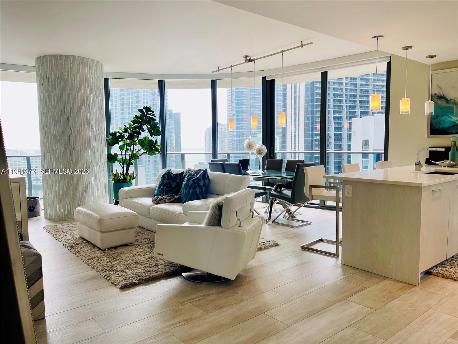 Brickell Heights East Con