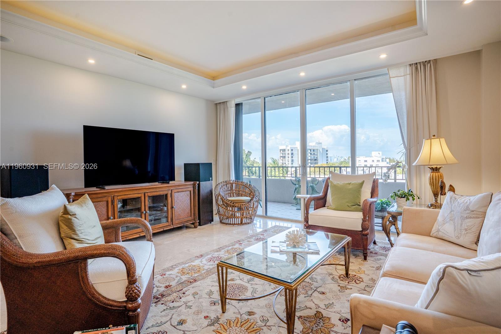 The Emeraldbay @ Key Colo