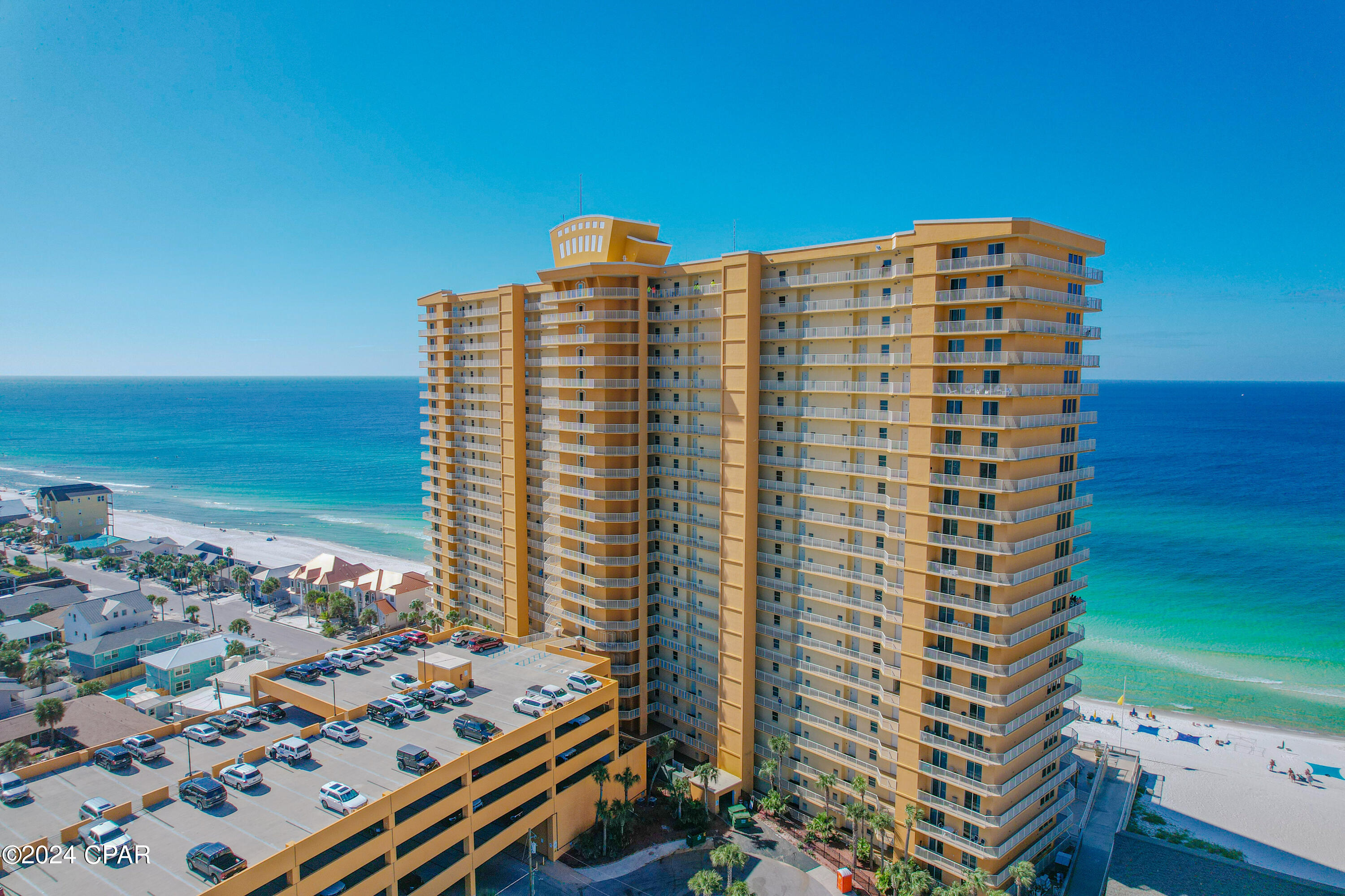 Listing photo id 1 for 5004 Thomas Drive 1512