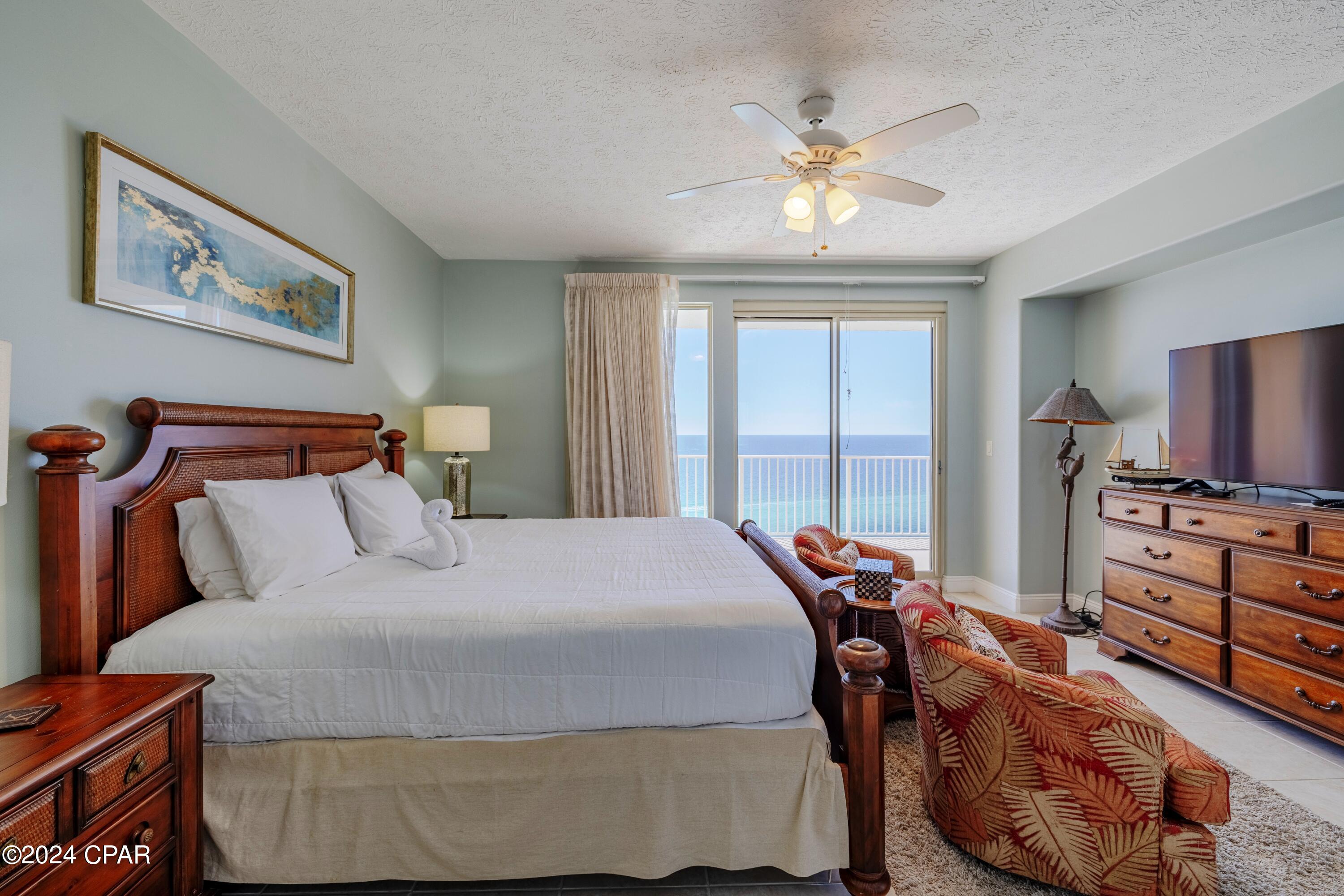 Listing photo id 21 for 5004 Thomas Drive 1512