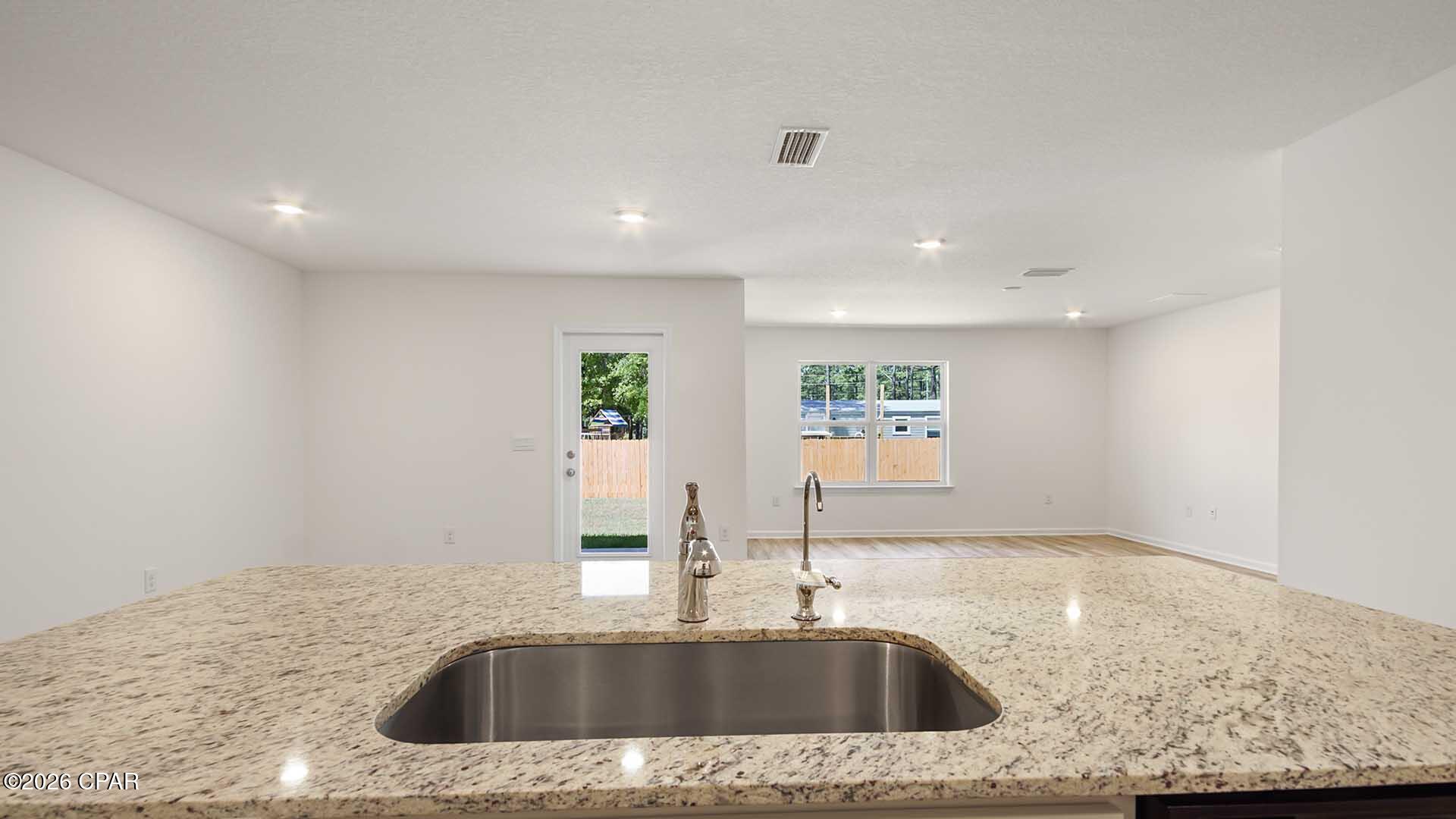 Image 7 For 2295 Country Club Boulevard