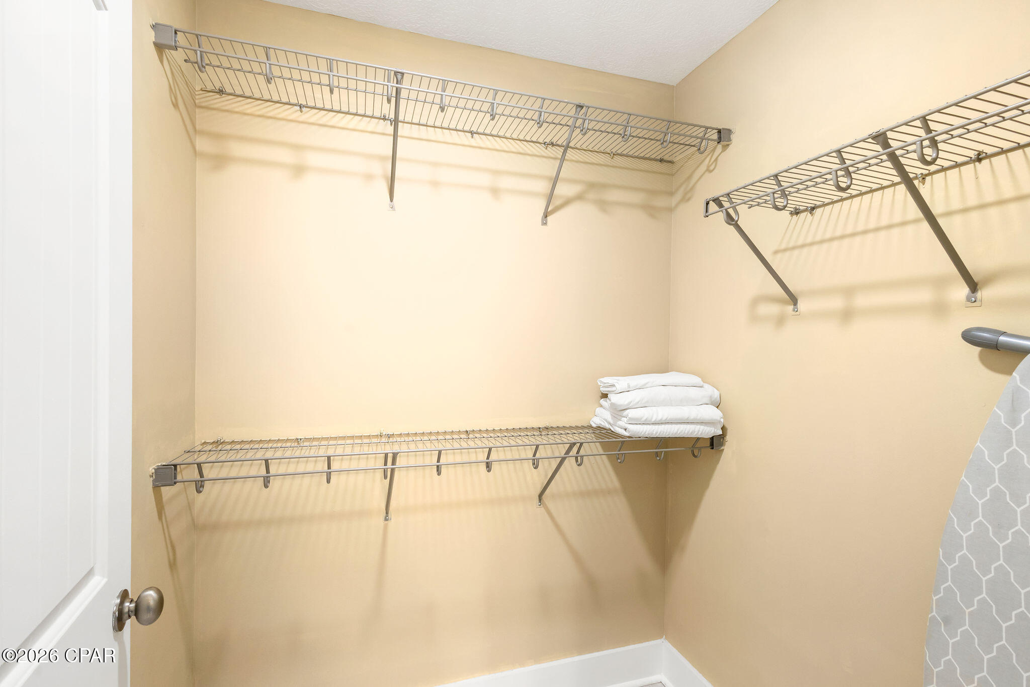 Listing photo id 25 for 233 Palm Beach Drive