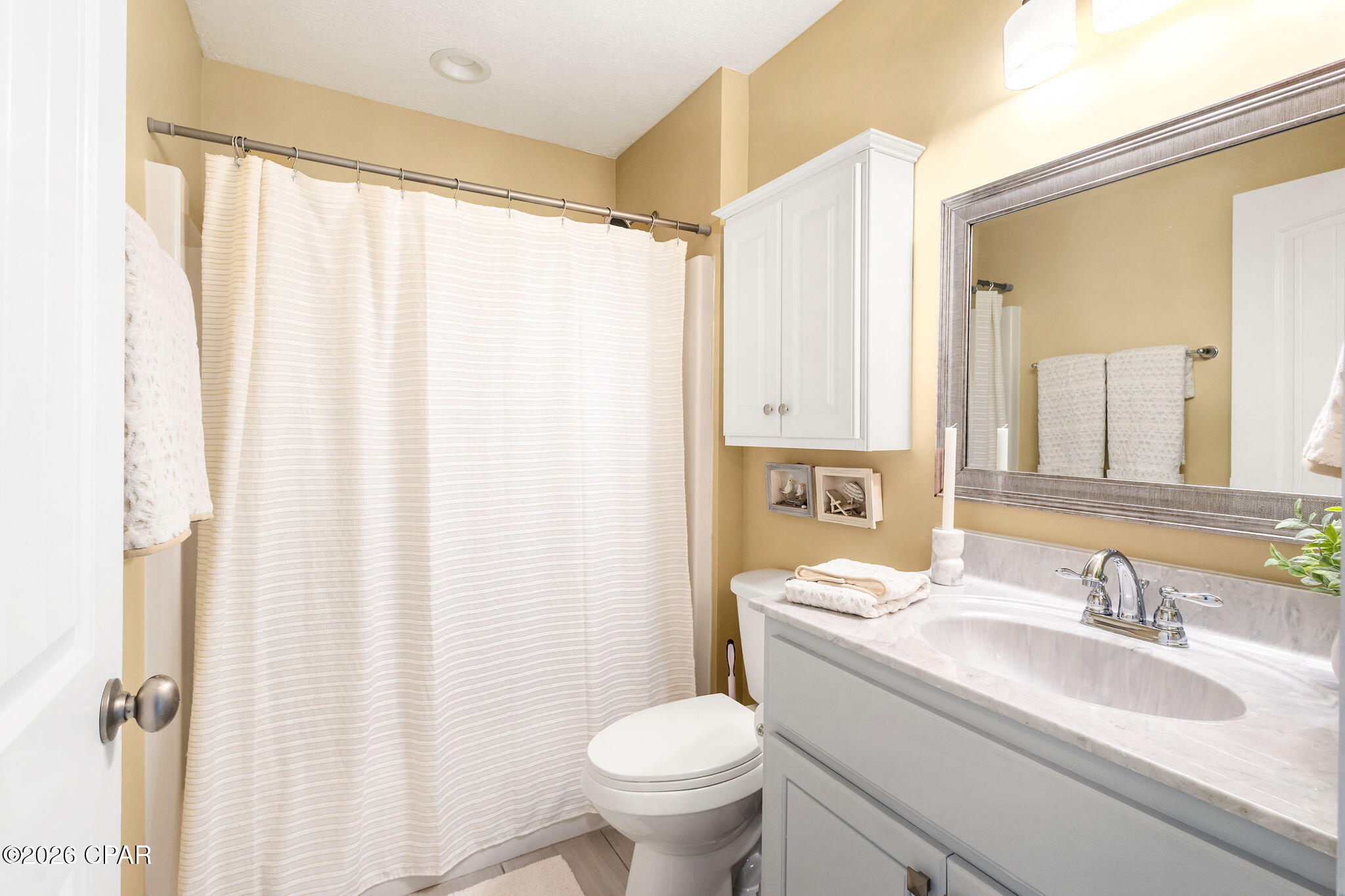 Listing photo id 27 for 233 Palm Beach Drive