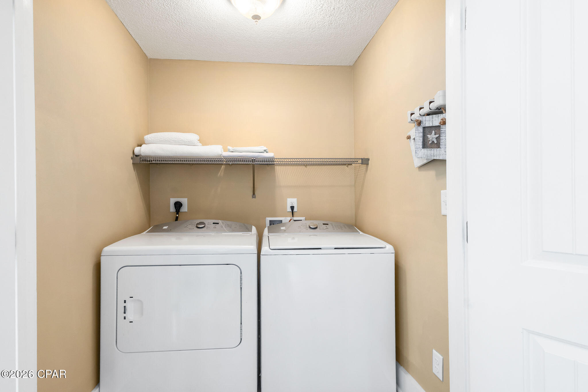 Listing photo id 35 for 233 Palm Beach Drive