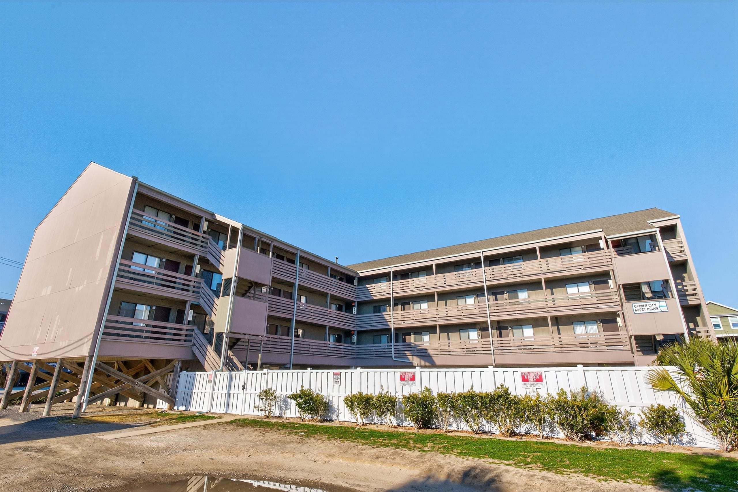 2nd image of 120 Dogwood Dr N, Garden City Beach, SC 29576