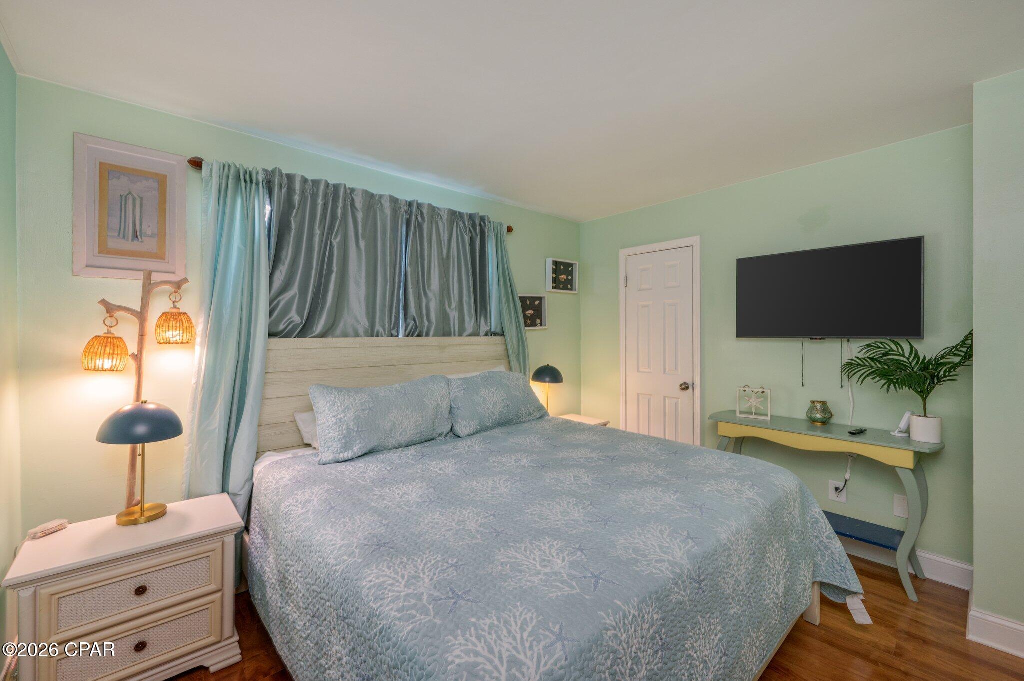 Listing photo id 25 for 636 Caladium Circle B