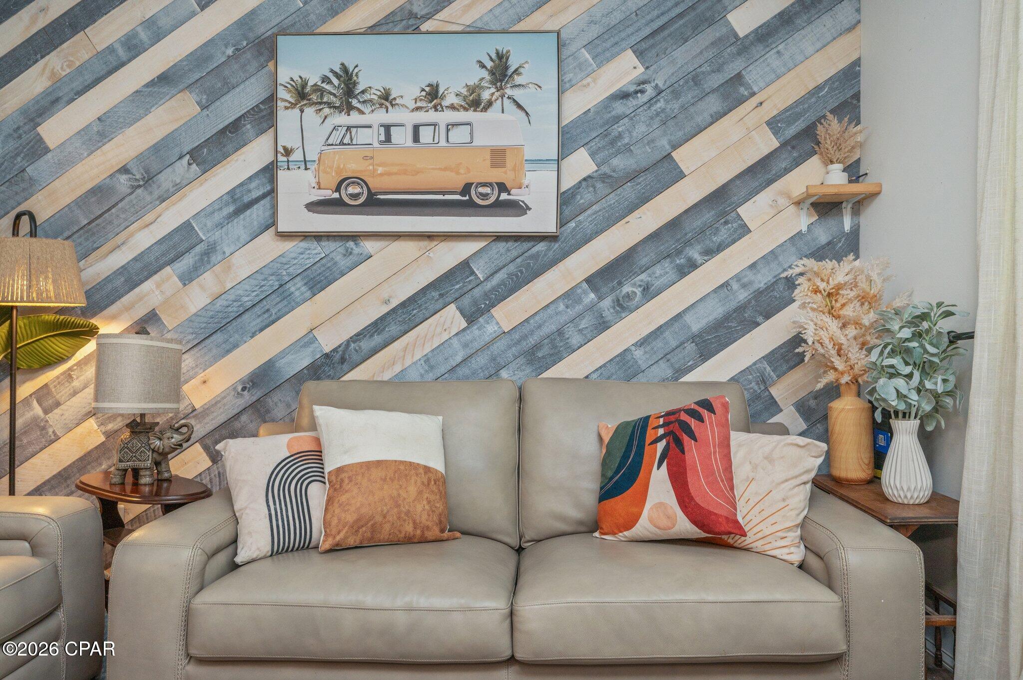 Image 31 For 636 Caladium Circle B