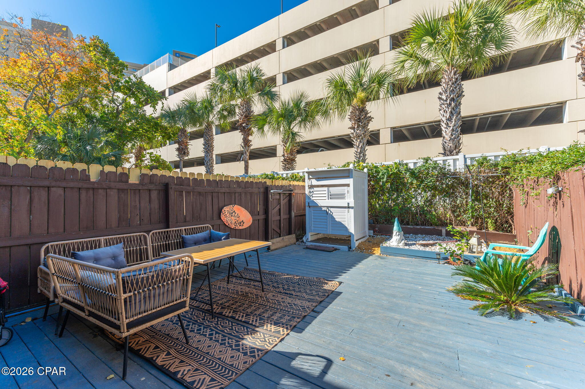 Listing photo id 41 for 636 Caladium Circle B