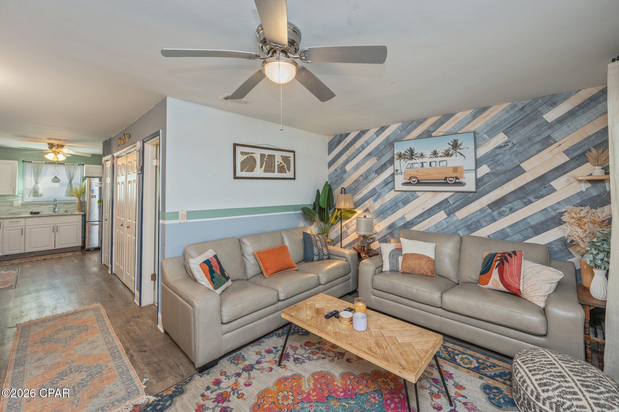 Listing photo id 7 for 636 Caladium Circle B