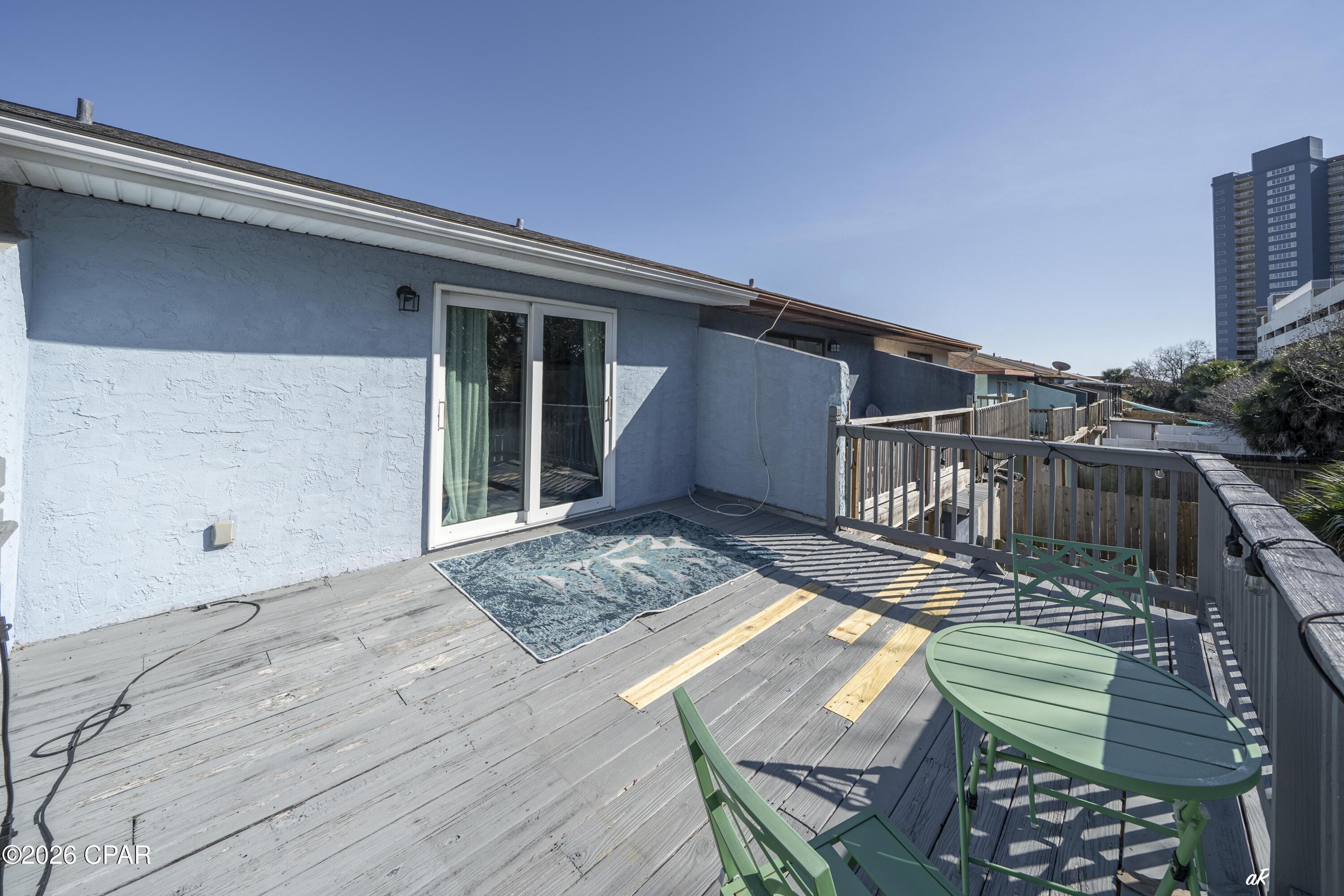 Listing photo id 21 for 624 W Caladium Circle B