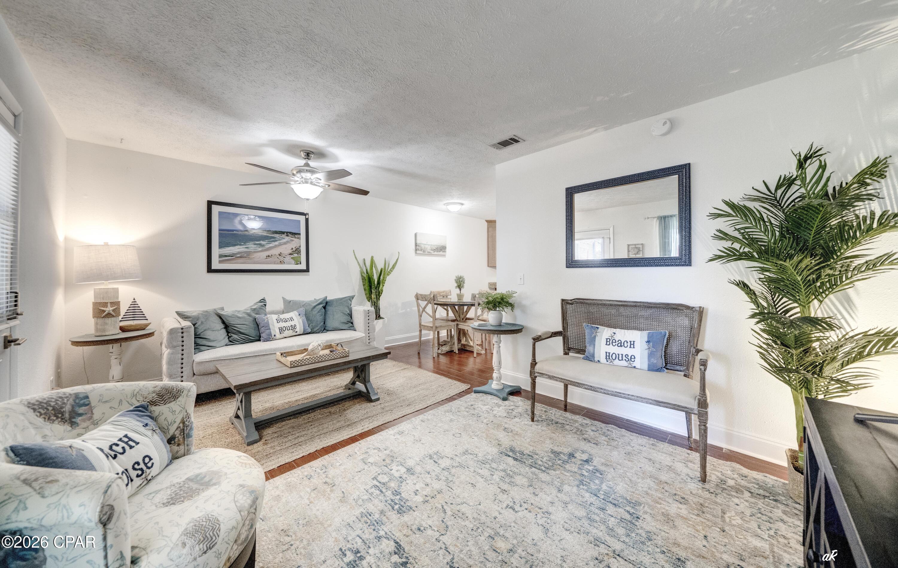 Image 4 For 624 W Caladium Circle B