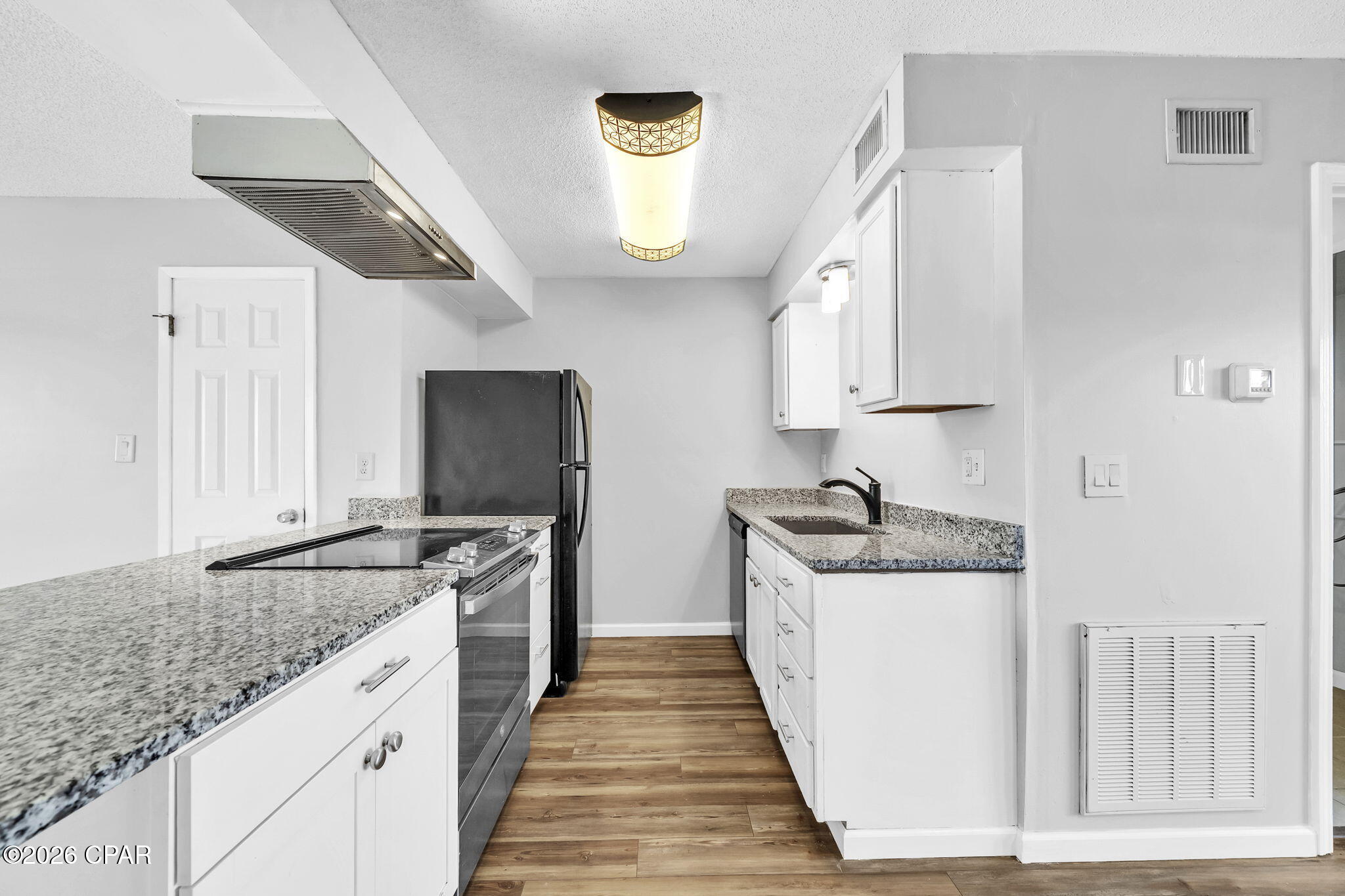 Image 10 For 5628 Thomas Drive 9