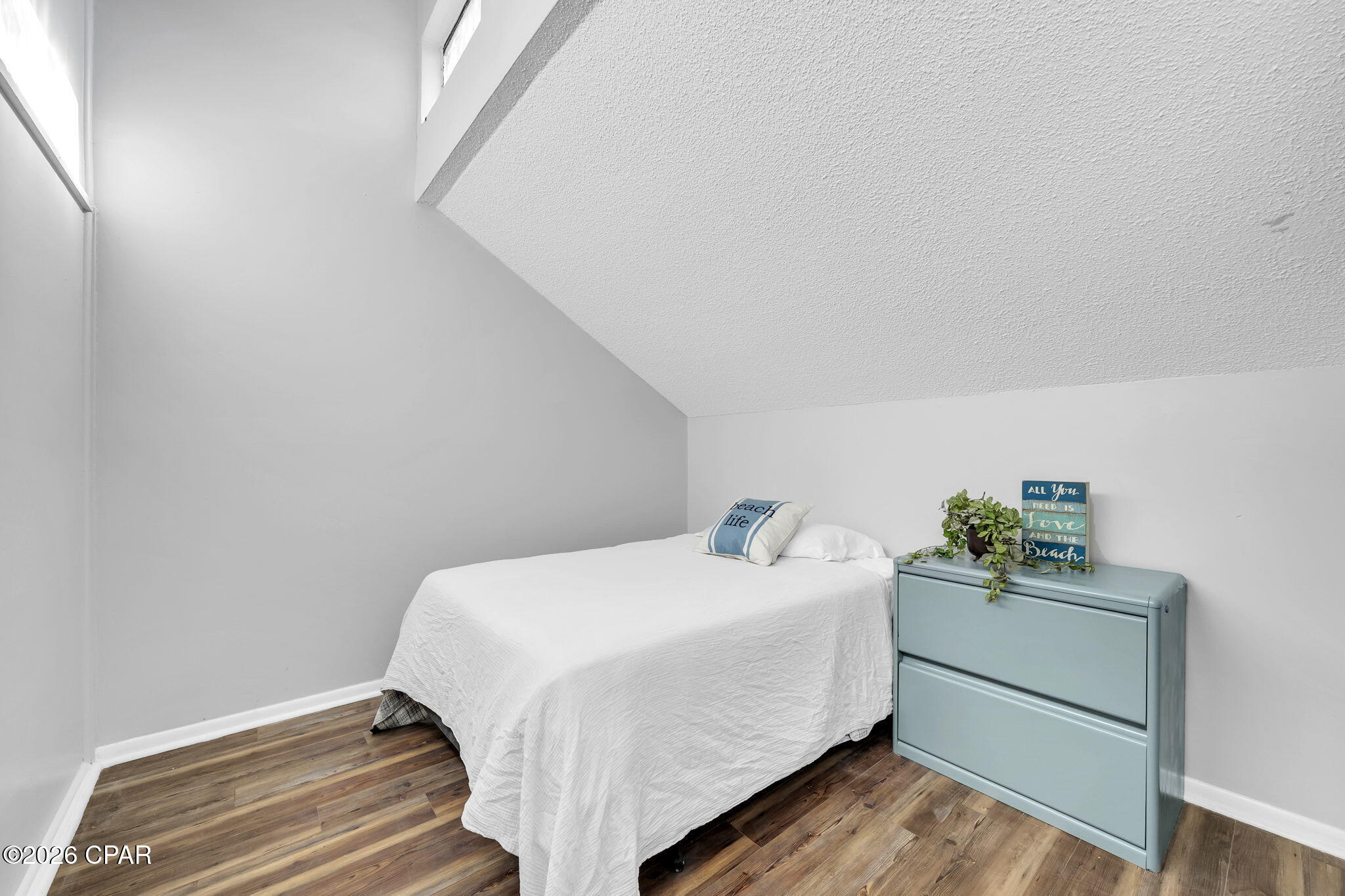 Image 25 For 5628 Thomas Drive 9