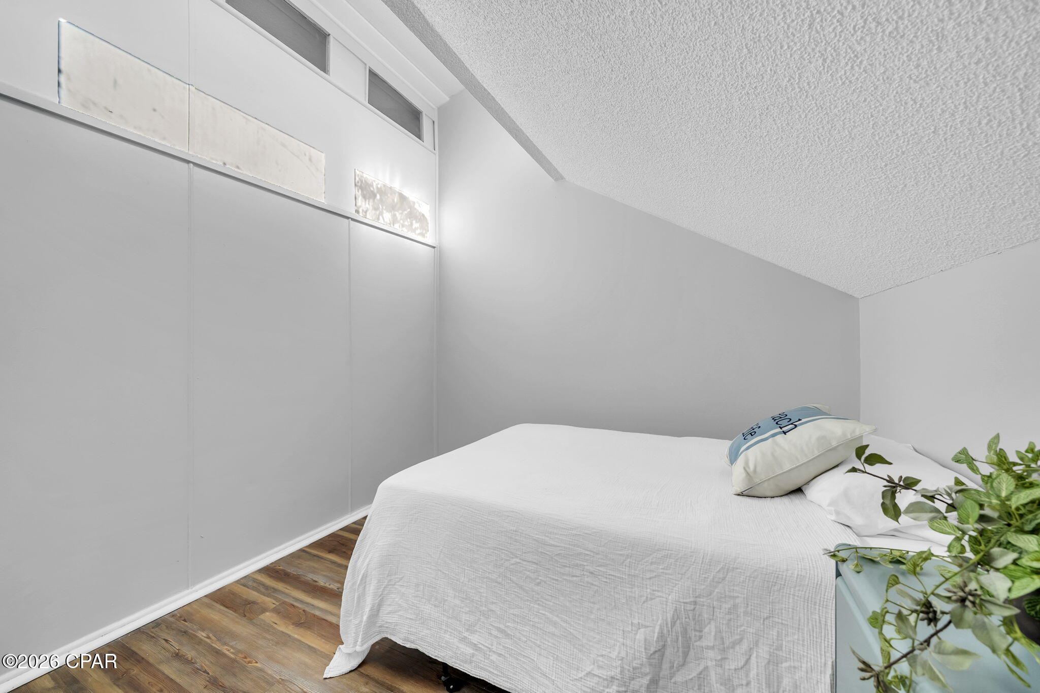 Image 27 For 5628 Thomas Drive 9