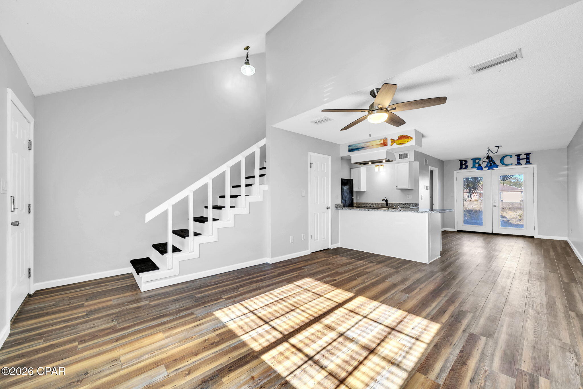 Image 5 For 5628 Thomas Drive 9