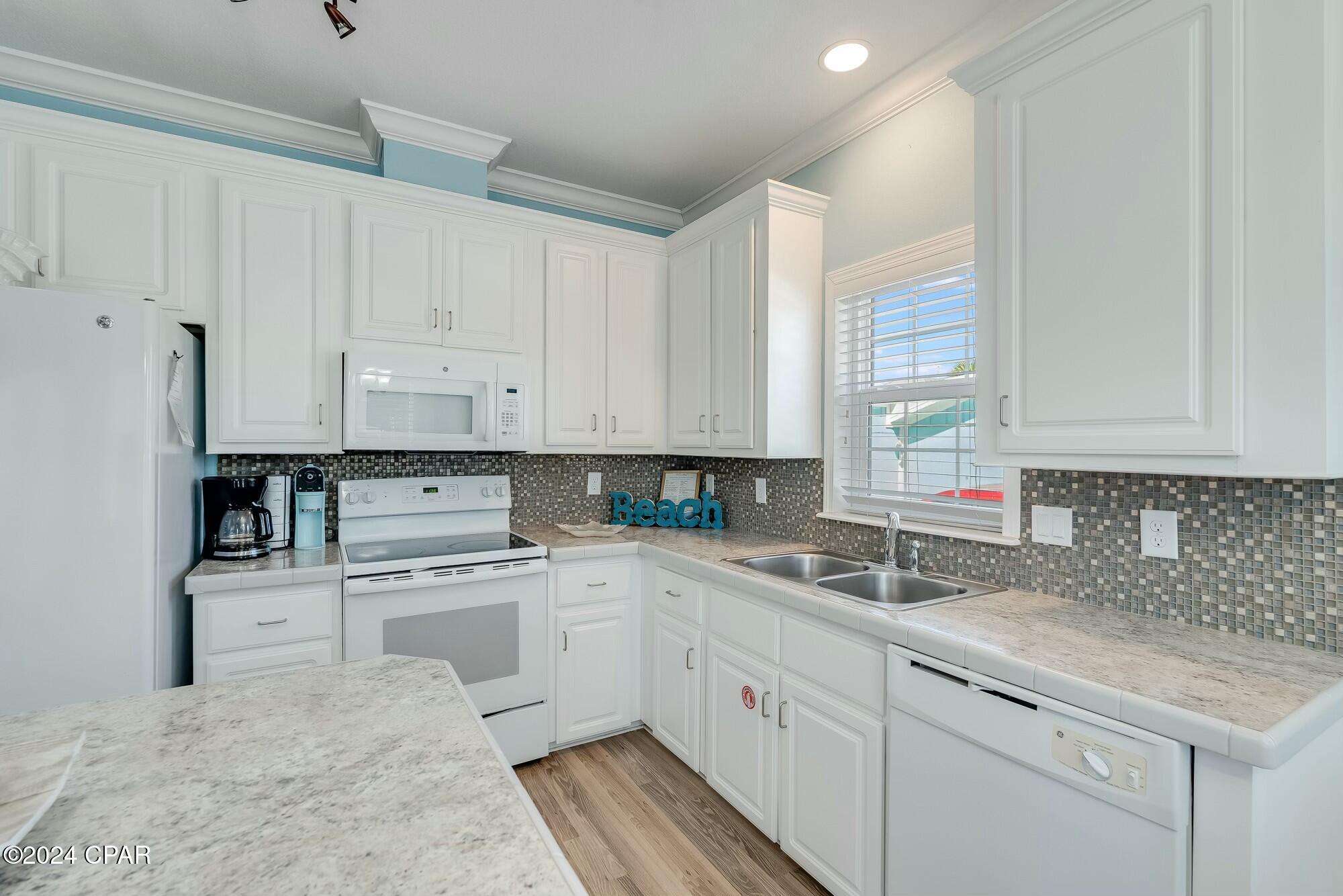 313 Laureno Place, Panama City Beach, FL 32413 thumbnail, photo 19 of 36