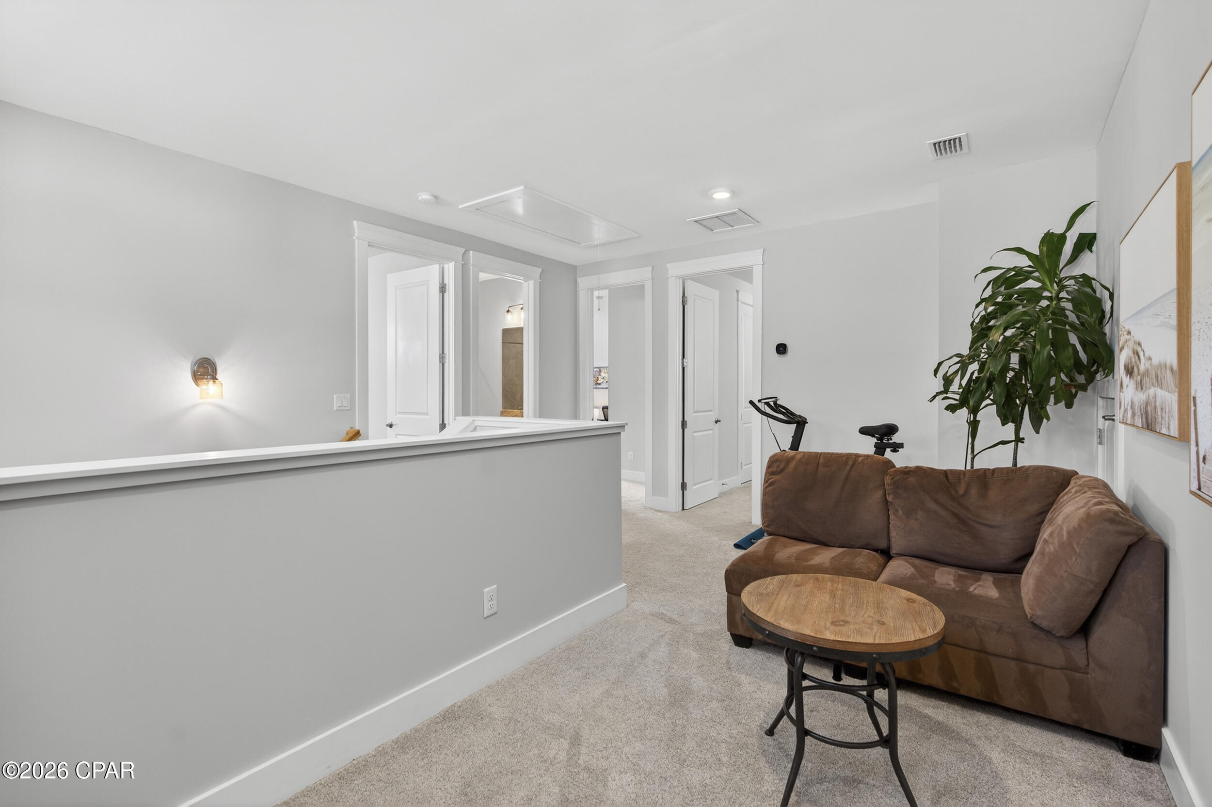 Listing photo id 33 for 833 Breakfast Point Boulevard