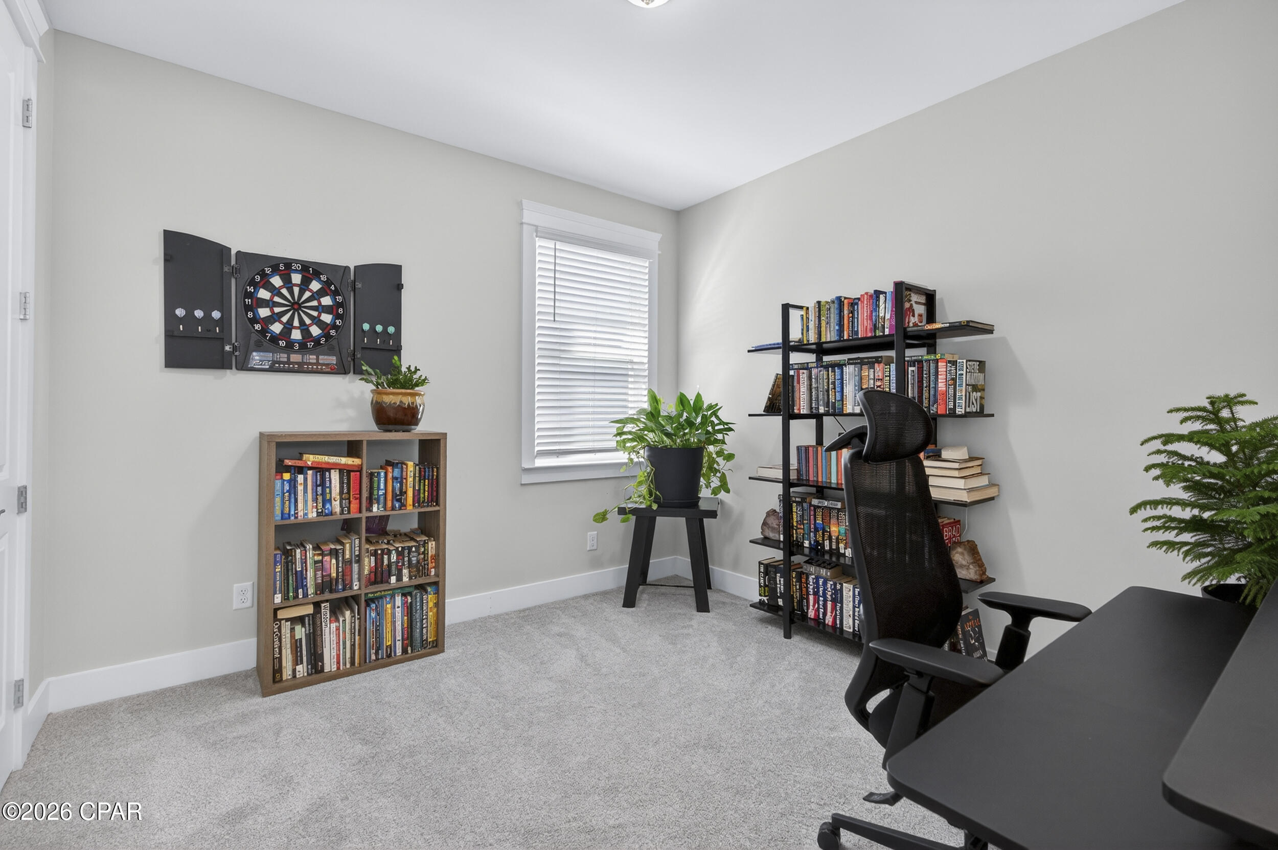 Listing photo id 34 for 833 Breakfast Point Boulevard