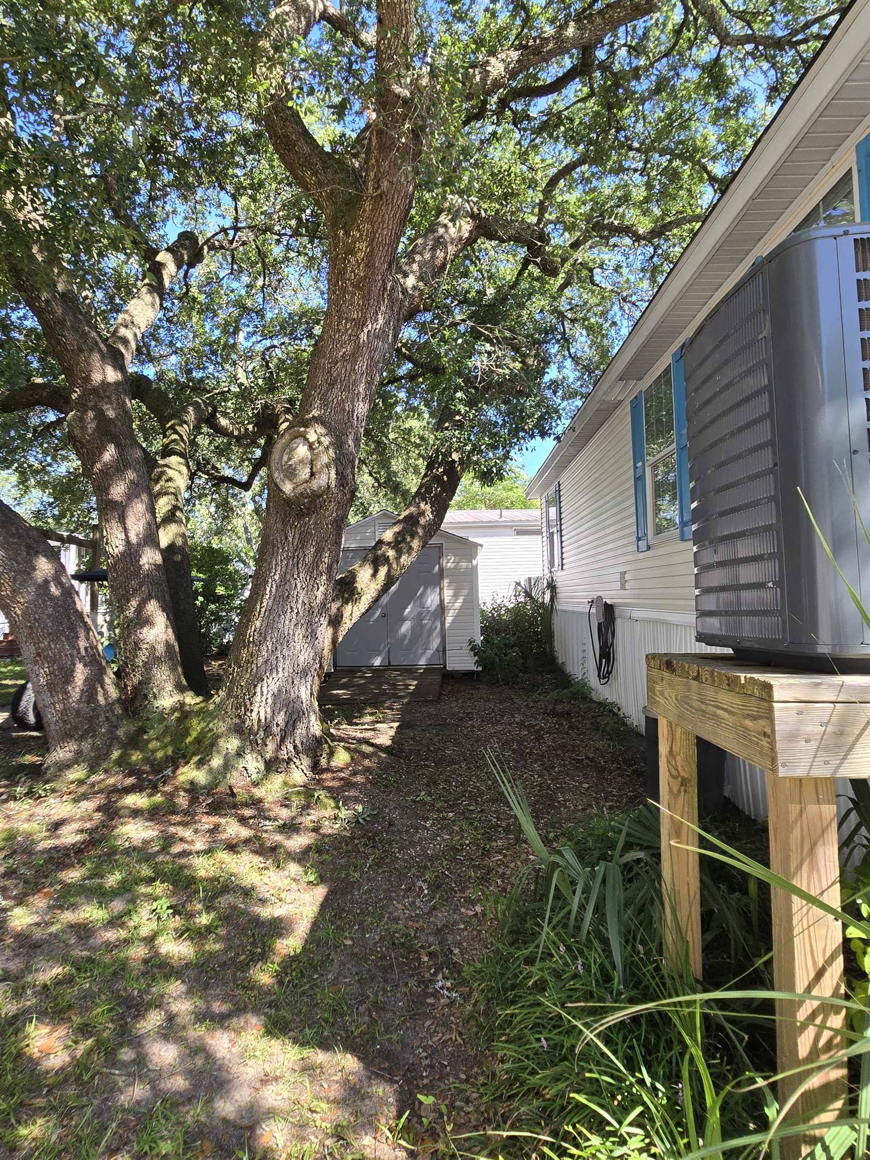 337 Clam Shell Circle Garden City, SC 29576