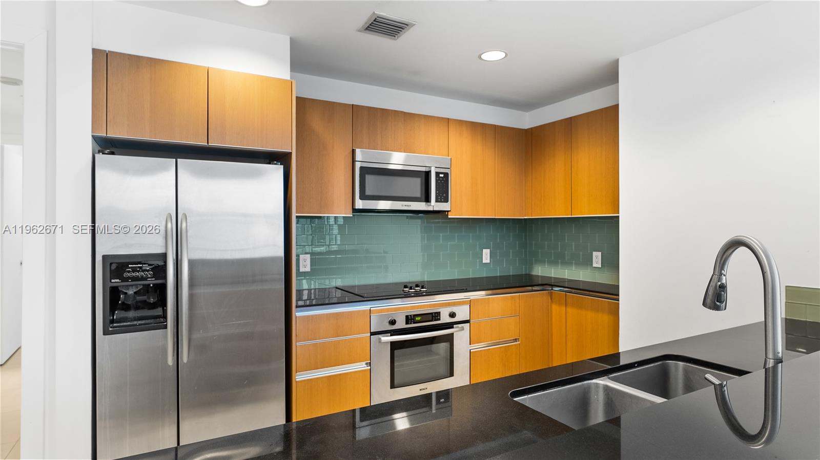 1050 Brickell Ave 2620