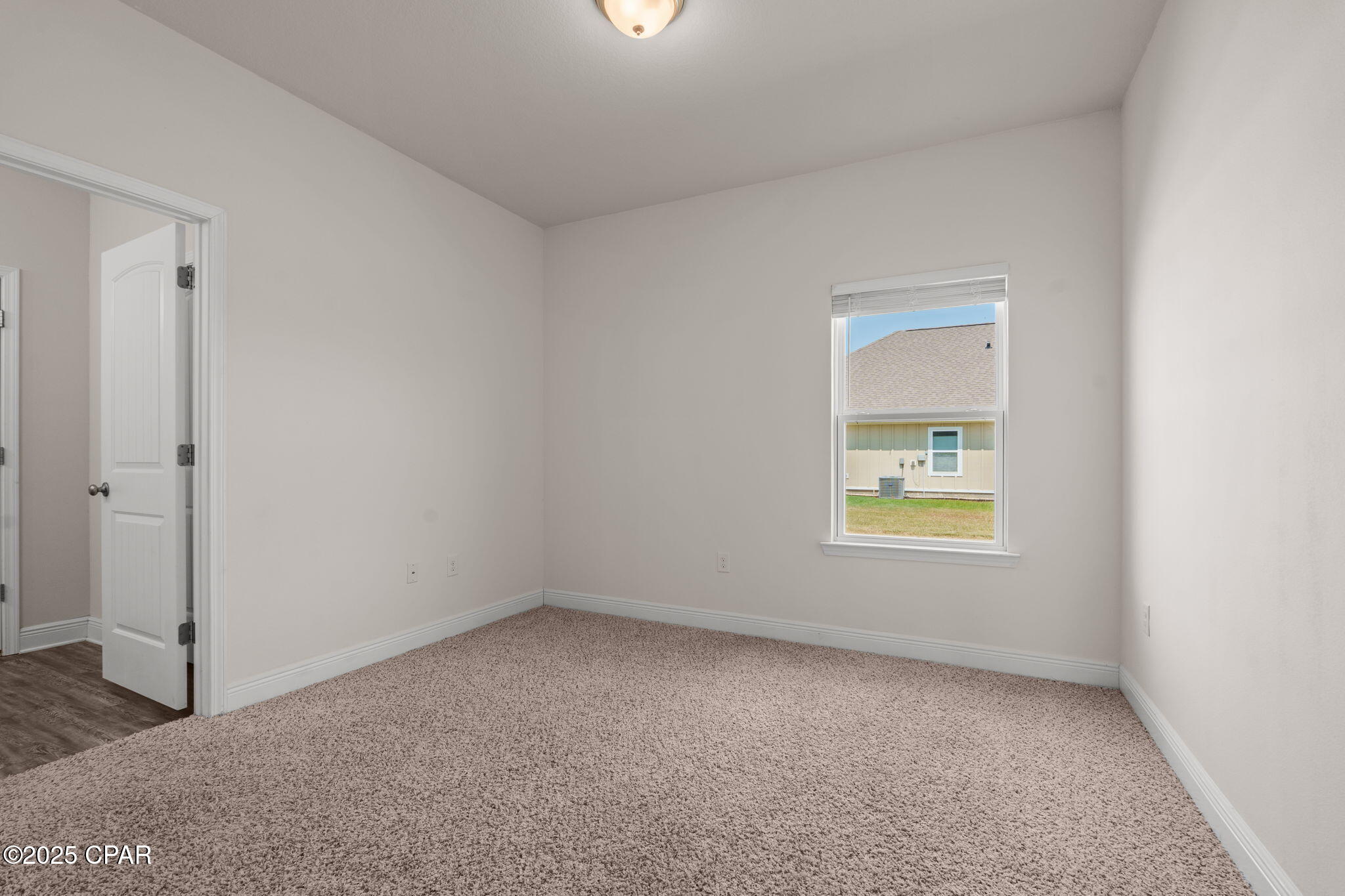 Image 12 For 201 Bridge Harbor Drive