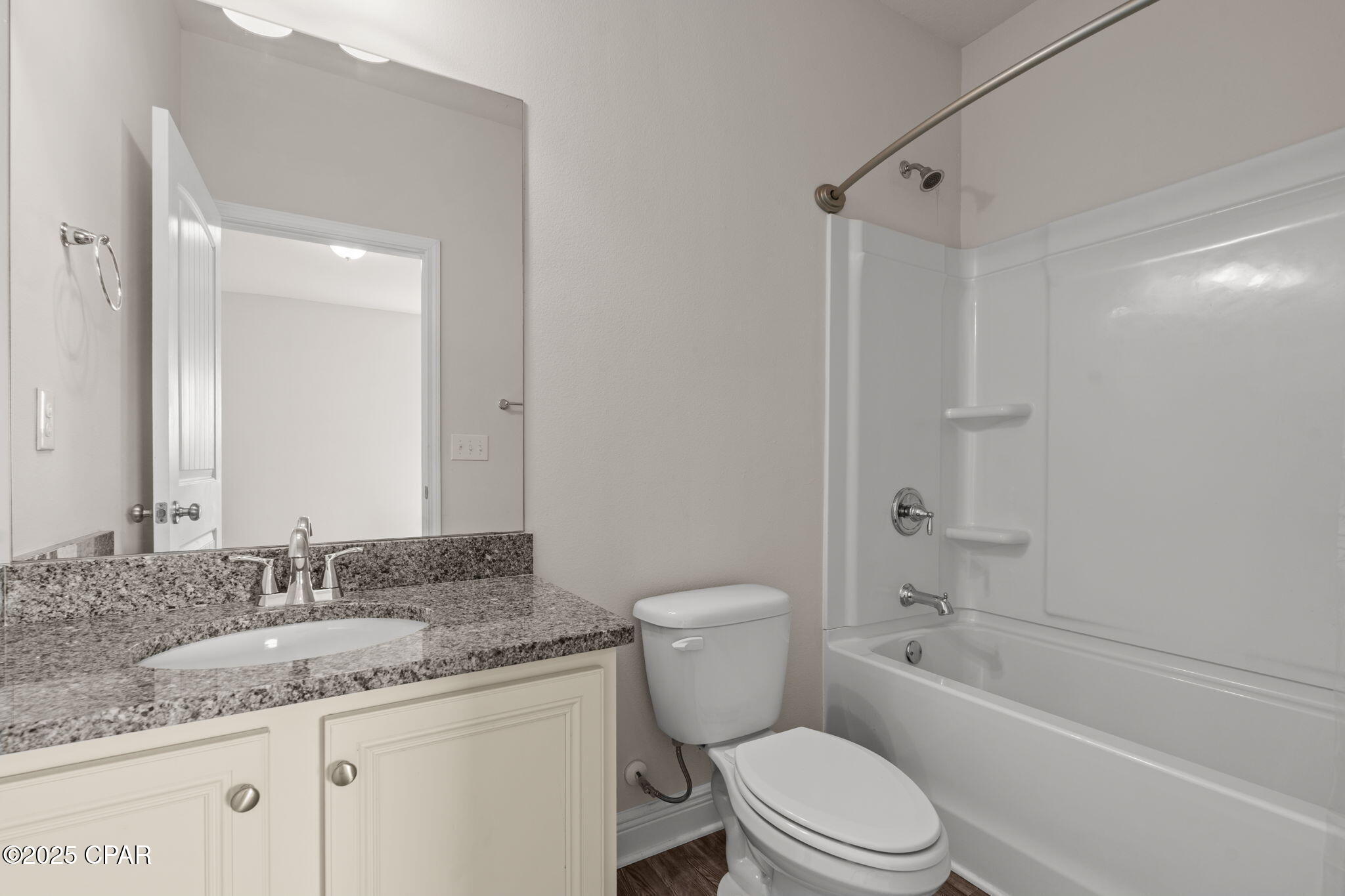 Image 24 For 201 Bridge Harbor Drive