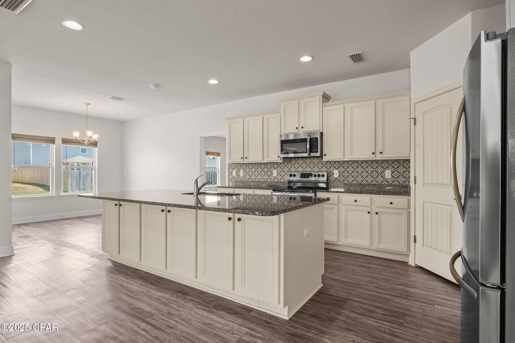 Image 36 For 201 Bridge Harbor Drive