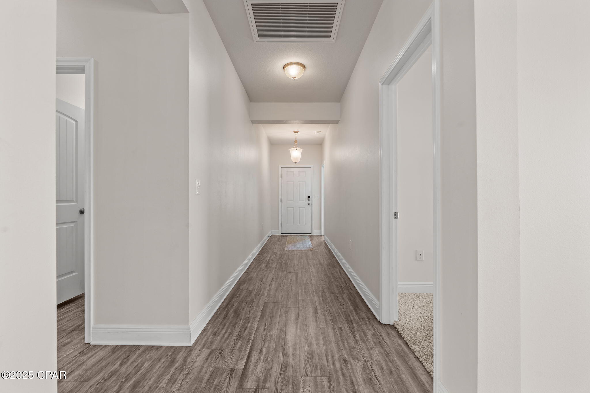 Image 7 For 201 Bridge Harbor Drive